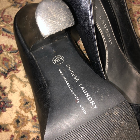 Chinese Laundry Black Leather Heels - Picture 3 of 3